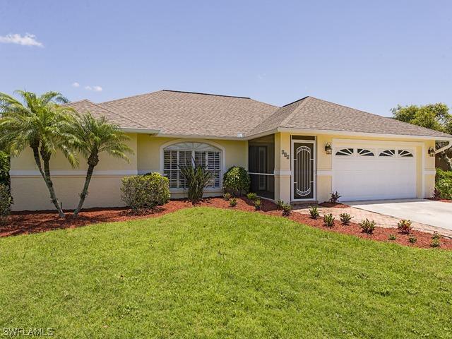 504 Raven Way, Naples, FL 34110