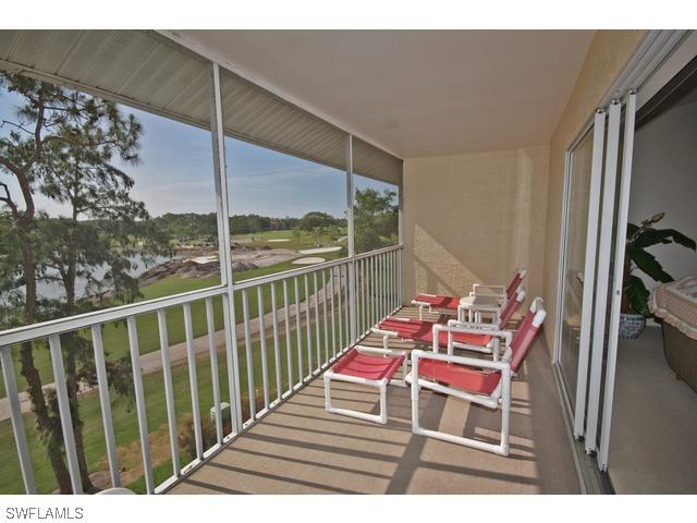 3665 Amberly Cir. #304, Naples, FL