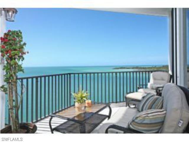 700 La Peninsula Blvd. #PH1, Naples, FL 34113