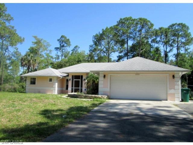 5921 Green Blvd., Naples, FL 34116