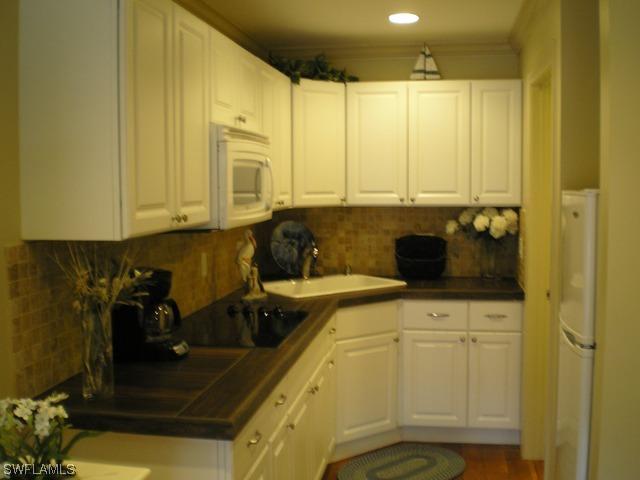 25000 Tamiami Tr. #B114, Naples, FL 34114