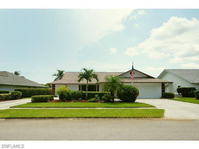 9842 Campbell Cir., Naples, FL