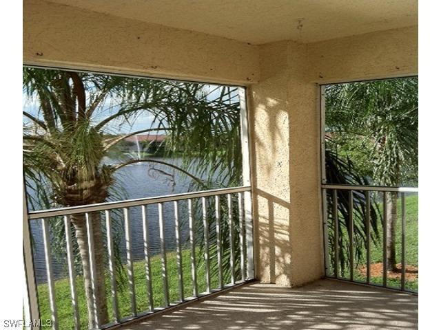 6890 Huntington Lake Cir. #202, Naples, FL 34119
