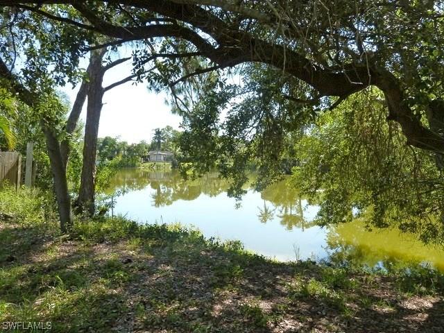 1050 11 St., Naples, FL 34102