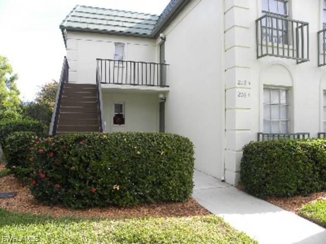 208 Bob O Link Way, Naples, FL 34105