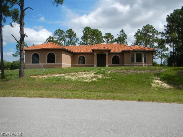 4235 33rd Ave., Naples, FL 34120