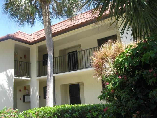 4967 Pepper Cir. #E-203, Naples, FL 34113