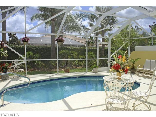 8246 Xenia Ln., Naples, FL 34114