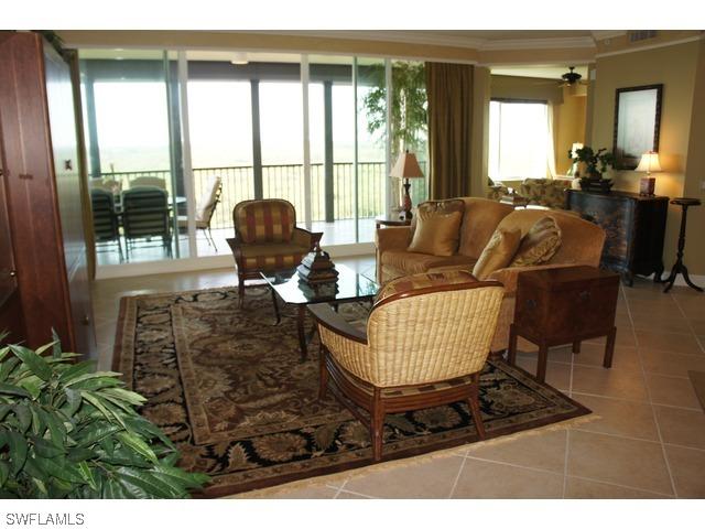 445 Cove Tower Dr. #901, Naples, FL 34110