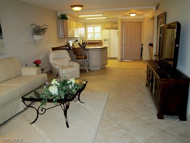 21 Highpoint Cir. #202, Naples, FL