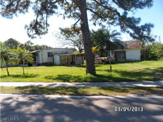 20520 Holiday Dr., Estero, FL