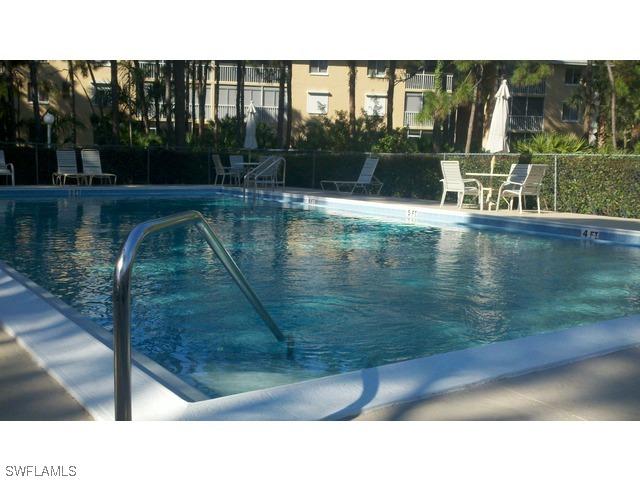 3071 Sandpiper Bay Cir. #206, Naples, FL