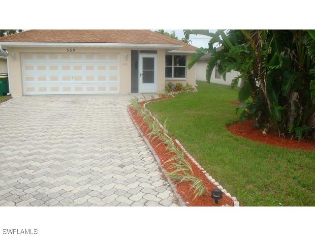 559 107th Ave., Naples, FL 34108