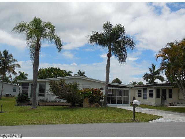 4 Lake Diane Dr., Naples, FL 34114