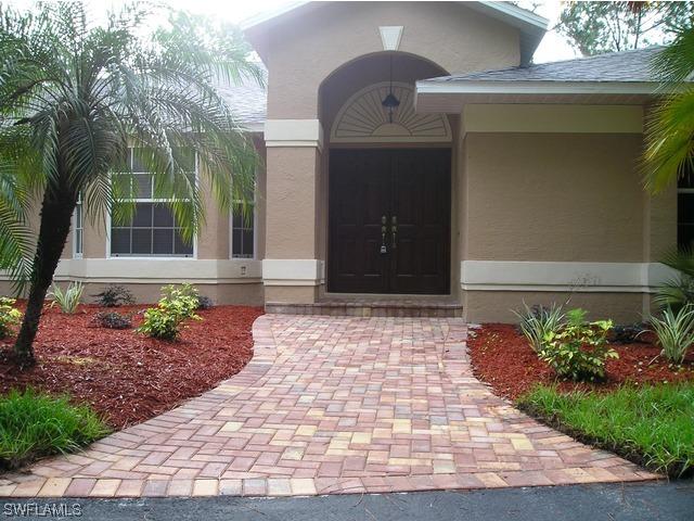 430 1st St., Naples, FL