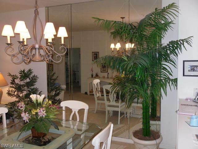 8253 Parkstone Pl., Naples, FL 34120