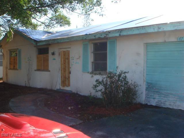 4728 Capri Dr., Naples, FL 34103