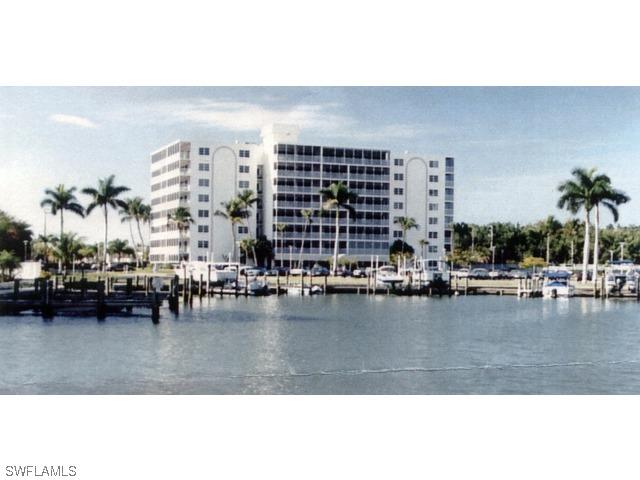 1 Bluebill Ave. #301, Naples, FL