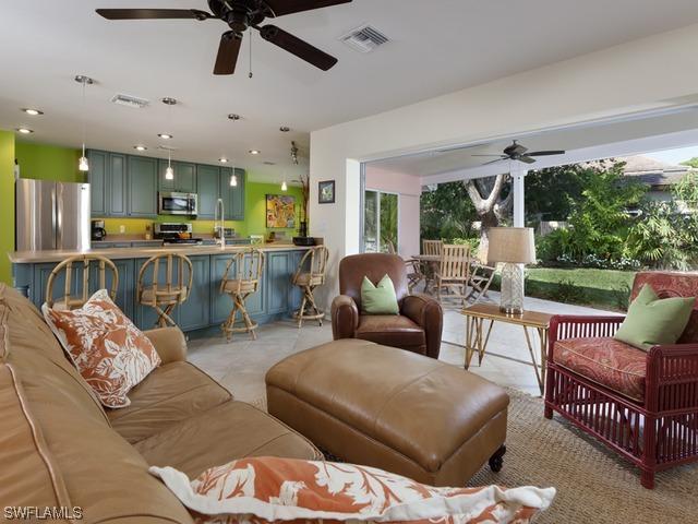 4865 Whispering Pine Way, Naples, FL 34103