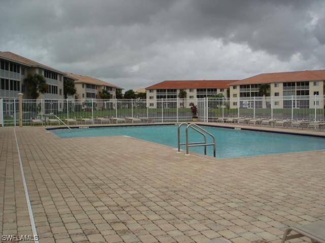 7842 Regal Heron Cir. #305, Naples, FL 34104