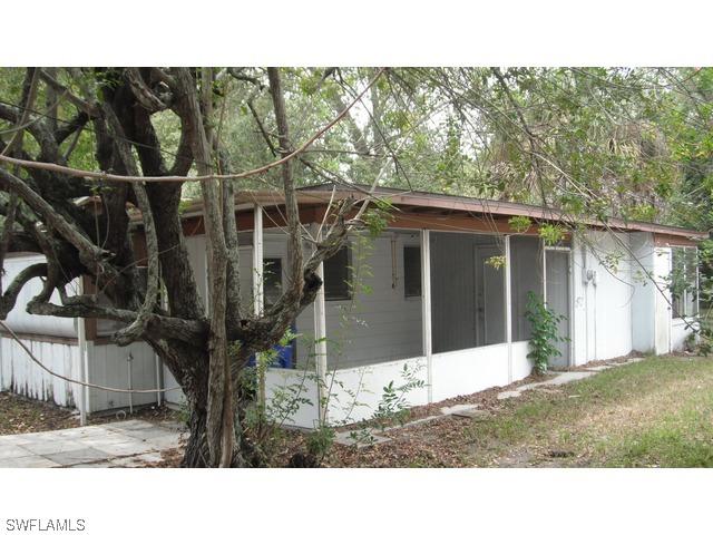 4039 Washington Ave., Fort Myers, FL