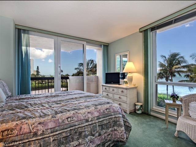 4001 Gulf Shore Blvd. #207, Naples, FL