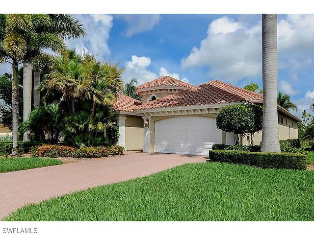 7485 Treeline Dr., Naples, FL 34119