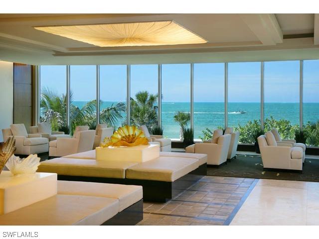 11125 Gulf Shore Dr. #606, Naples, FL 34108