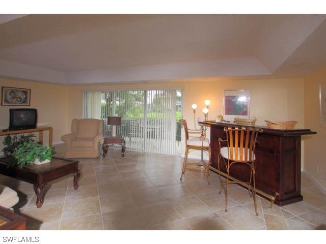 196 Peppermint Ln. #5, Naples, FL