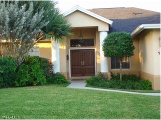 1227 Illinois Dr., Naples, FL