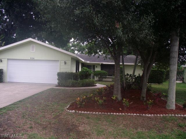 956 Rose Way, Naples, FL