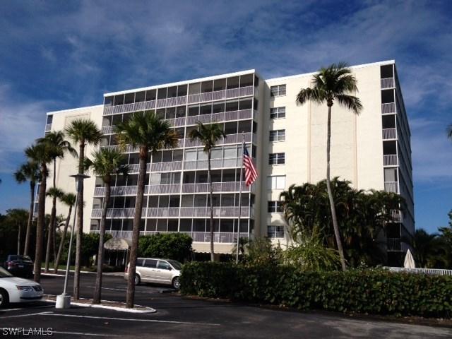 5 Bluebill Ave. #510, Naples, FL 34108