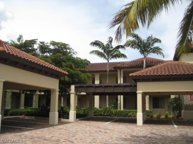 1015 Sandpiper St. #D-201, Naples, FL 34102