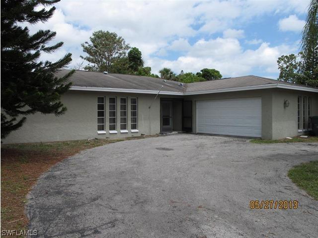 2181 44th Ter., Naples, FL