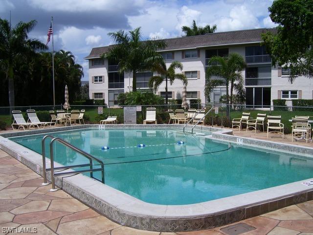 5435 Rattlesnake Hammock Rd. #E-201, Naples, FL 34113