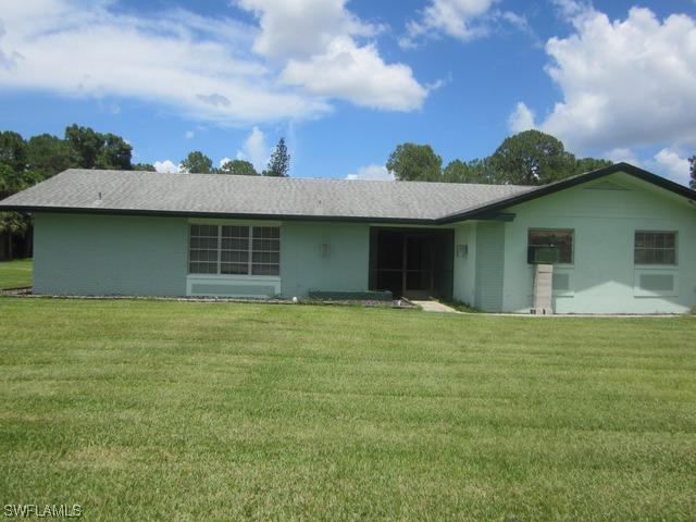 3895 5th Ave., Naples, FL 34117