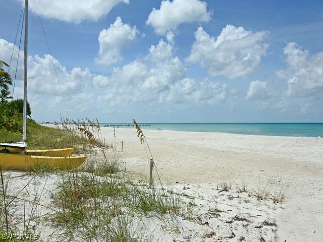 81 Gulf Shore Blvd., Naples, FL