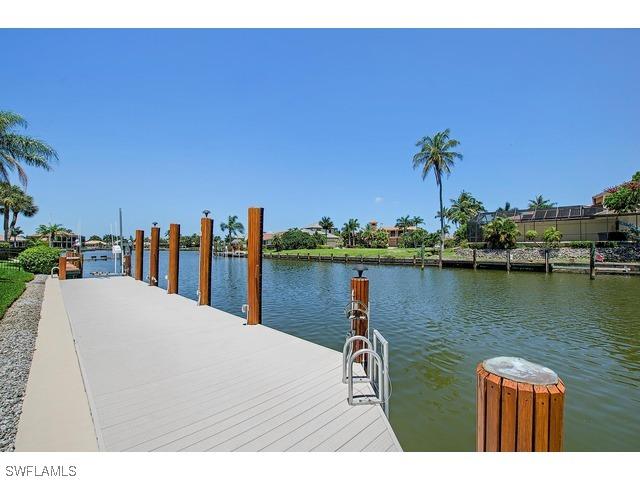 497 Balsam Ct., Marco Island, FL
