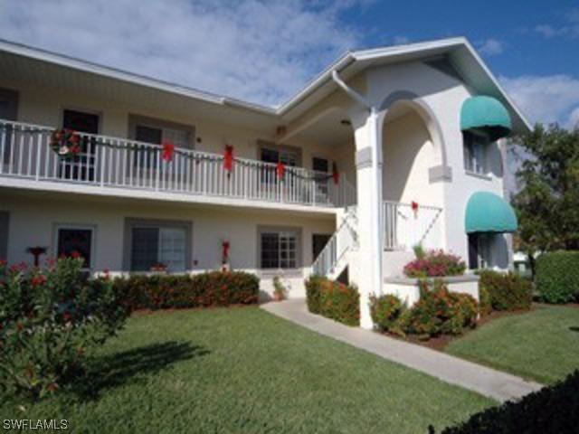 313 Gabriel Cir., Naples, FL
