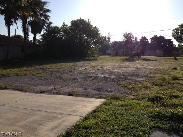 2592 Santa Barbara Blvd., Naples, FL 34116