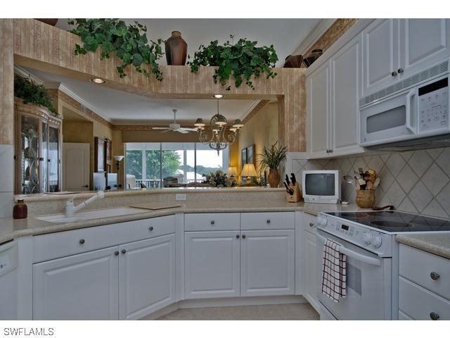 7725 Pebble Creek Cir. #306, Naples, FL