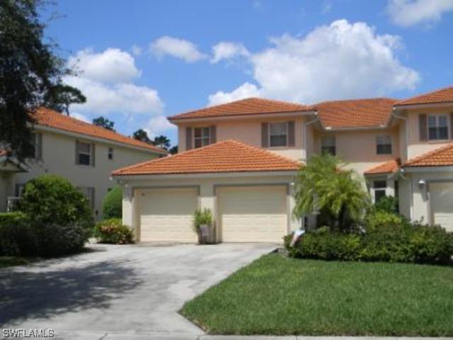 240 Robin Hood Cir. #101, Naples, FL 34104