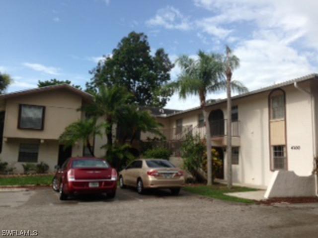 4300 Gulfstream Dr. #2-B, Naples, FL