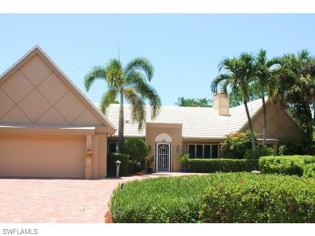 815 Buttonbush Ln., Naples, FL 34108