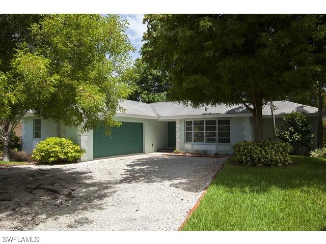 675 7th Ave., Naples, FL 34102