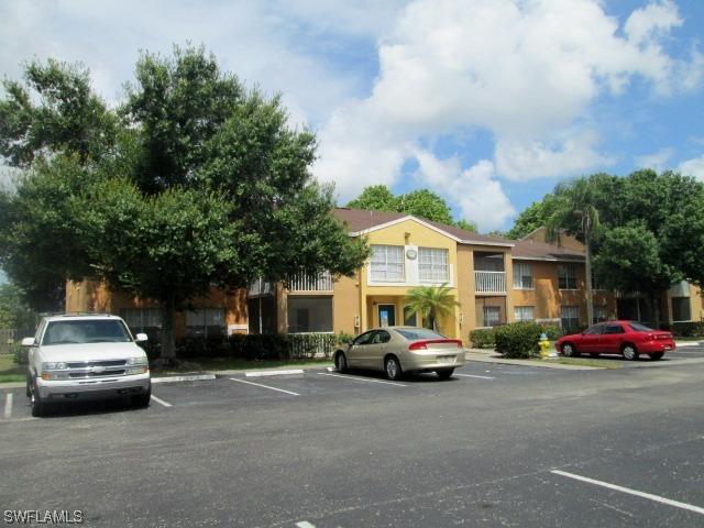 100 Santa Clara Dr. #9, Naples, FL 34104