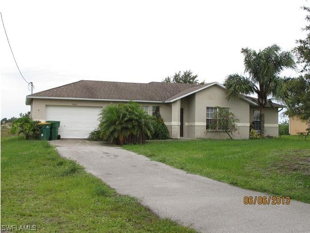 2420 45th Ave., Naples, FL 34120