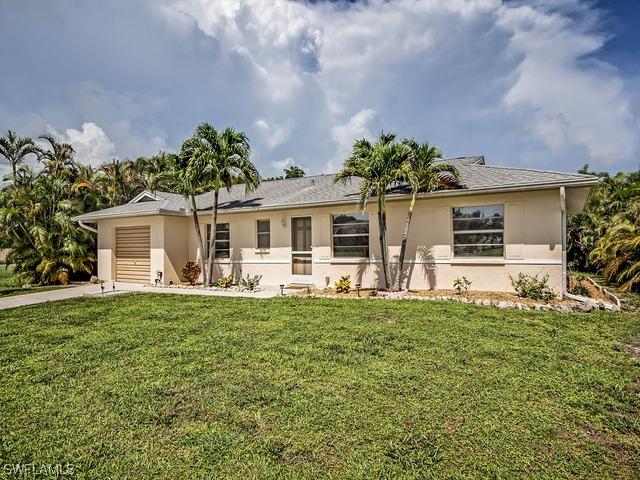 105 S Bahama Ave., Marco Island, FL 34145