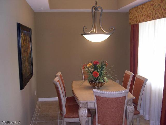 221 9th St. #110, Naples, FL