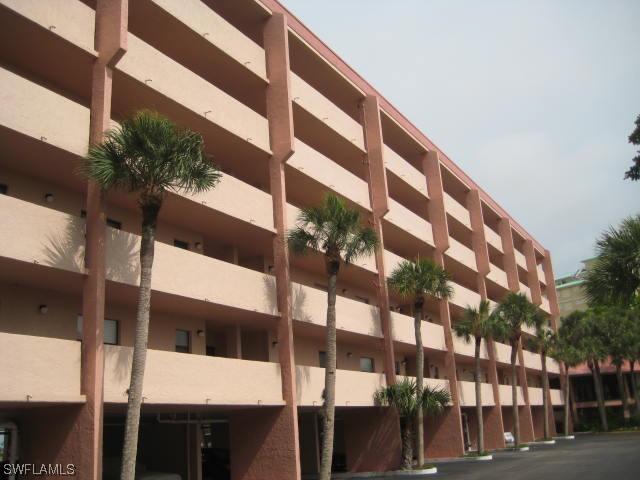 1085 Bald Eagle Dr. #C-605, Marco Island, FL